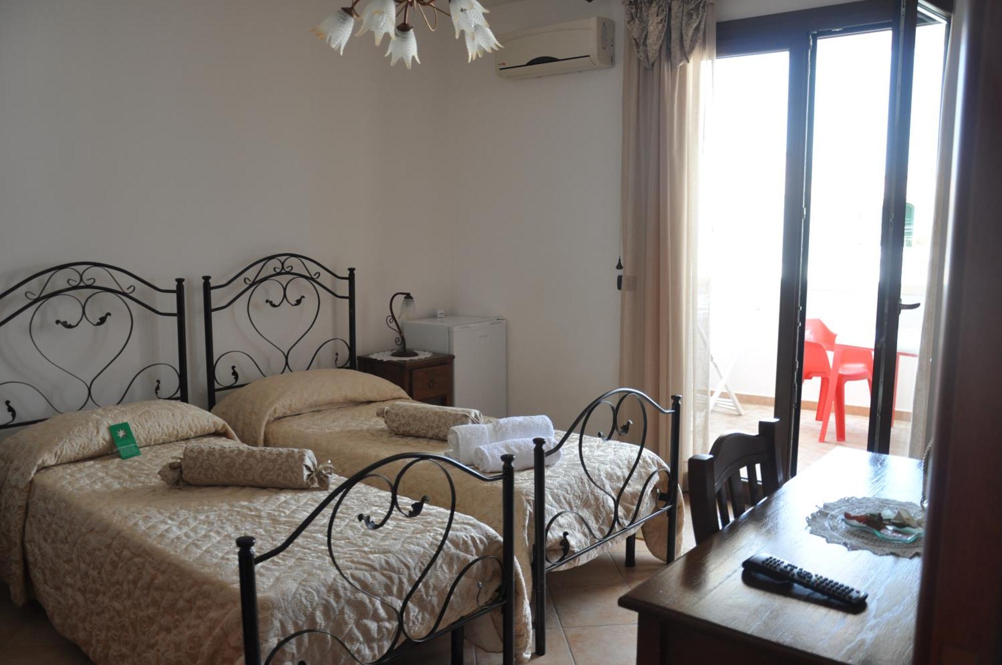 B&B Magic Holiday Nardo Room photo